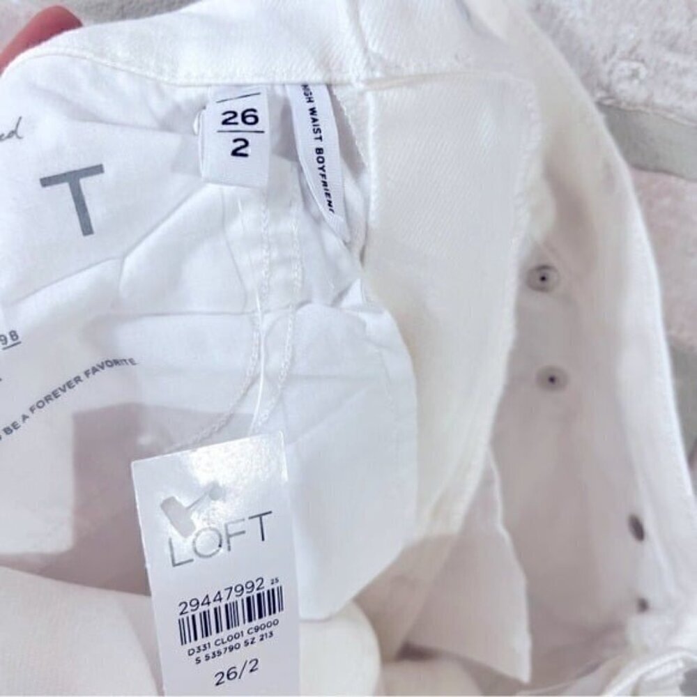 Loft NWT High Waist White Distressed Slim Pocket Boyfriend Jeans Size 26/2 - Picture 12 of 12